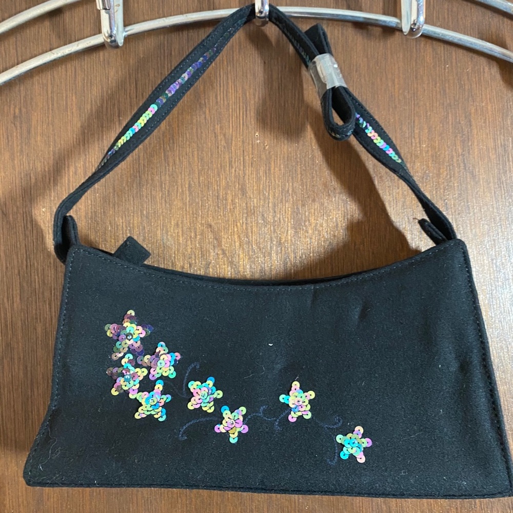 Sturdy Black Shoulder Bag